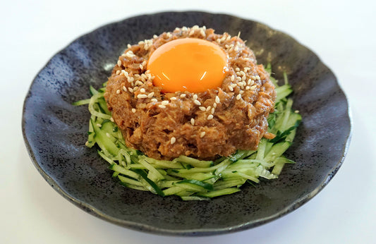 サバ缶ユッケ